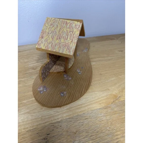 NIB Hallmark Mini Merry Miniatures Nativity Stable - Picture 5 of 12